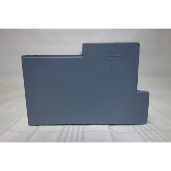 Cozy Home 1993 Hallmark Collector's Series Keepsake Ornament #10 Nostalgic House - Picture 6 of 12